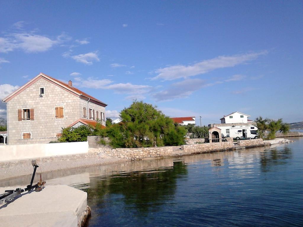 Apartment Savic Starigrad Paklenica Bagian luar foto